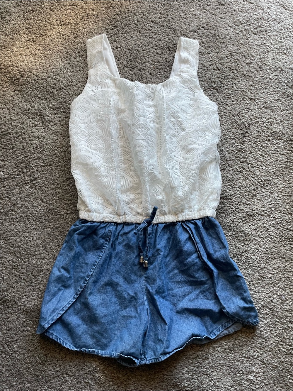 Girls size 7 Sequin Hearts White Elastic Waist Skirt